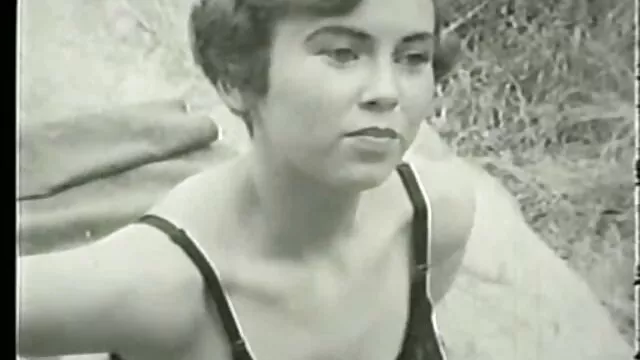 Pornografia sem registo  Um longo e doloroso filme de violência vídeo pornô de helen contra um jovem