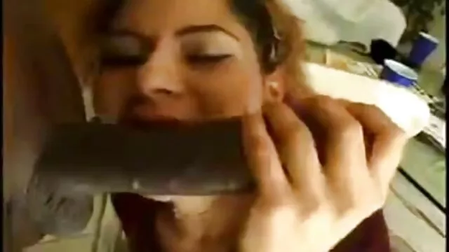 Pornografia sem registo  Rapariga antes vídeos pornôs samba de weebcam ir para a boca