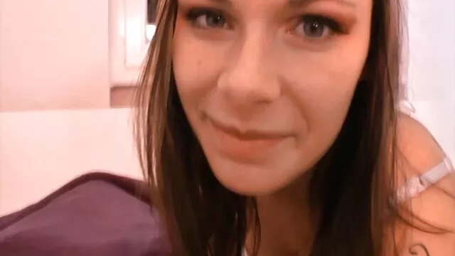 Pornografia sem registo  Loira apaixonada estimula o seu buraco no seu filme de pornô de atriz brasileira lindo rabo