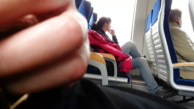 Pornografia sem registo  A esposa se reuniu para trabalhar, vestindo roupas, mas o marido veio e teve que vídeos pornôs de mulheres irritar suas roupas