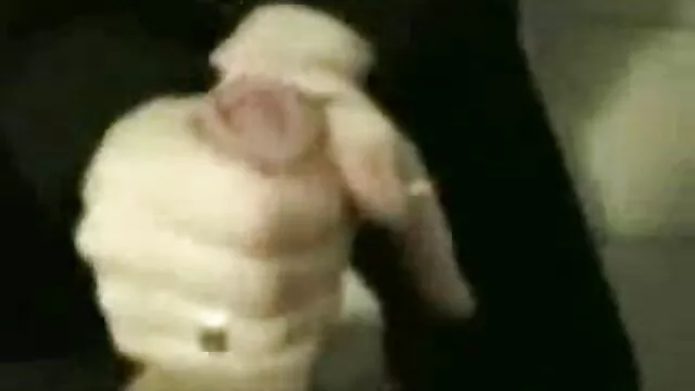 Pornografia sem registo  Ébano com Mamas grandes video porno mais assistido do mundo come um galo branco jovem