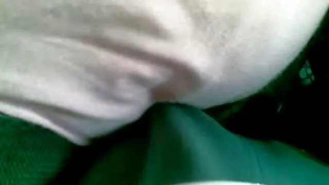 Pornografia sem registo  Irmã seduz irmão com língua filme pornô agora ao vivo bonita