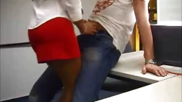 Pornografia sem registo  Pornografia vídeo pornô download Bissexual caseira