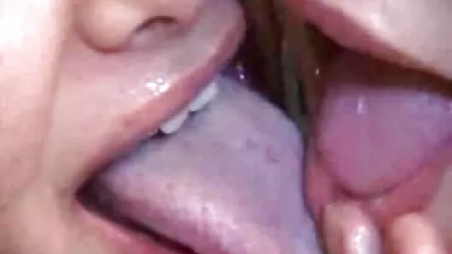 Pornografia sem registo  O meu pai violou a filha e viu o filme porno rita cadilaqui meu irmão.