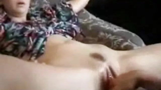 Pornografia sem registo  A minha x vídeos pornôs mãe trata a filha no rabo.