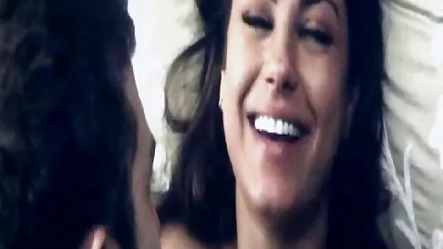Pornografia sem registo  A masturbação vídeos pornôs com loiras é essencial no ar
