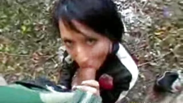 Pornografia sem registo  A namorada andava a foder quando apanhava sol filmes pornô com cláudia raia