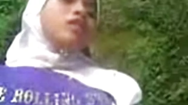 Pornografia sem registo  Adolescente os 50 melhores pornos nua masturba - se em todos os seus buracos