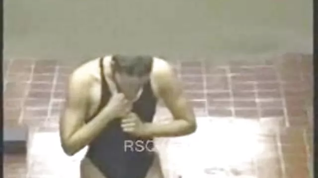 Pornografia sem registo  O homem à frente das pernas videos pornôs de sexo da mulher é fraco.