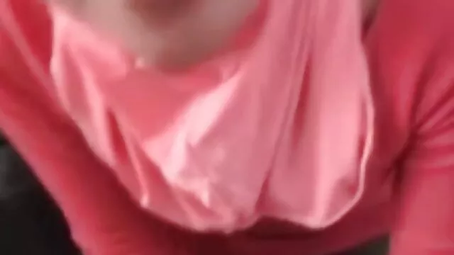 Pornografia sem registo  O rapaz preocupa-se com o monstro ruivo com o vídeos pornôs bons punho vaginal.